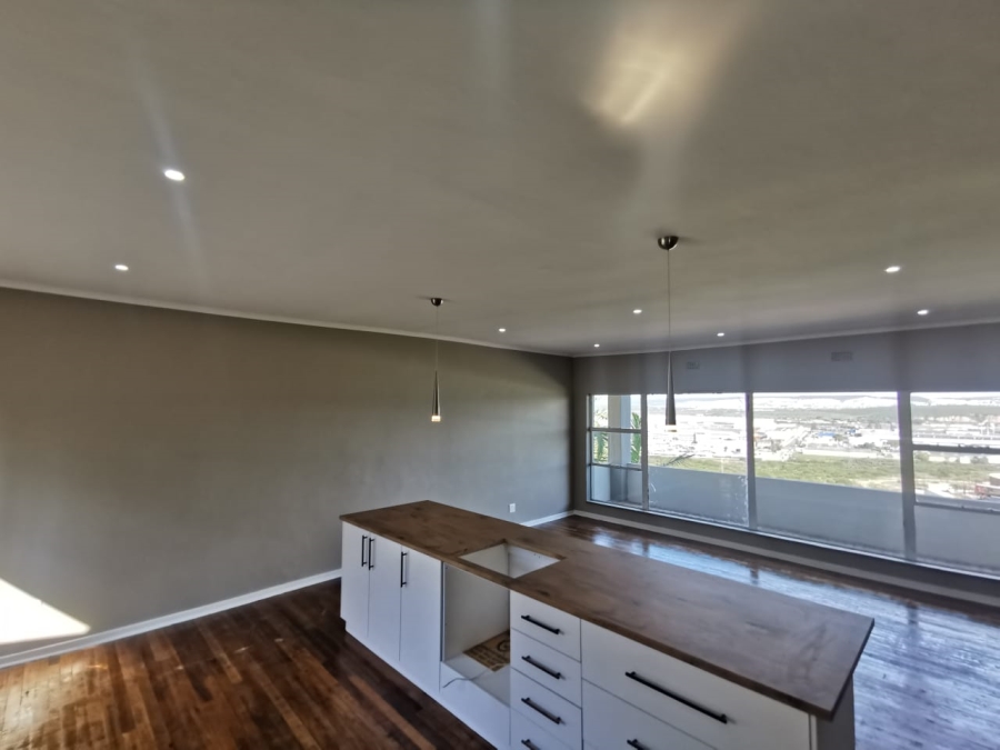 3 Bedroom Property for Sale in Van Riebeeck Hoogte Eastern Cape